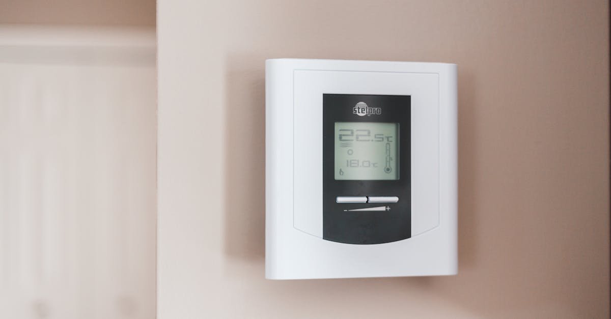 Energie la comandă: cum funcționează automatizarea care îți taie costurile și risipa