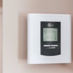 Energie la comandă: cum funcționează automatizarea care îți taie costurile și risipa