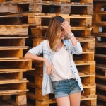 Cauți paleți de vânzare? Ce ar trebui să ai în vedere înainte de a face o achiziție