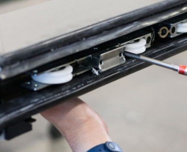 Pas cu pas spre un finisaj premium: montează profile de aluminiu pentru piatră ca un profesionist